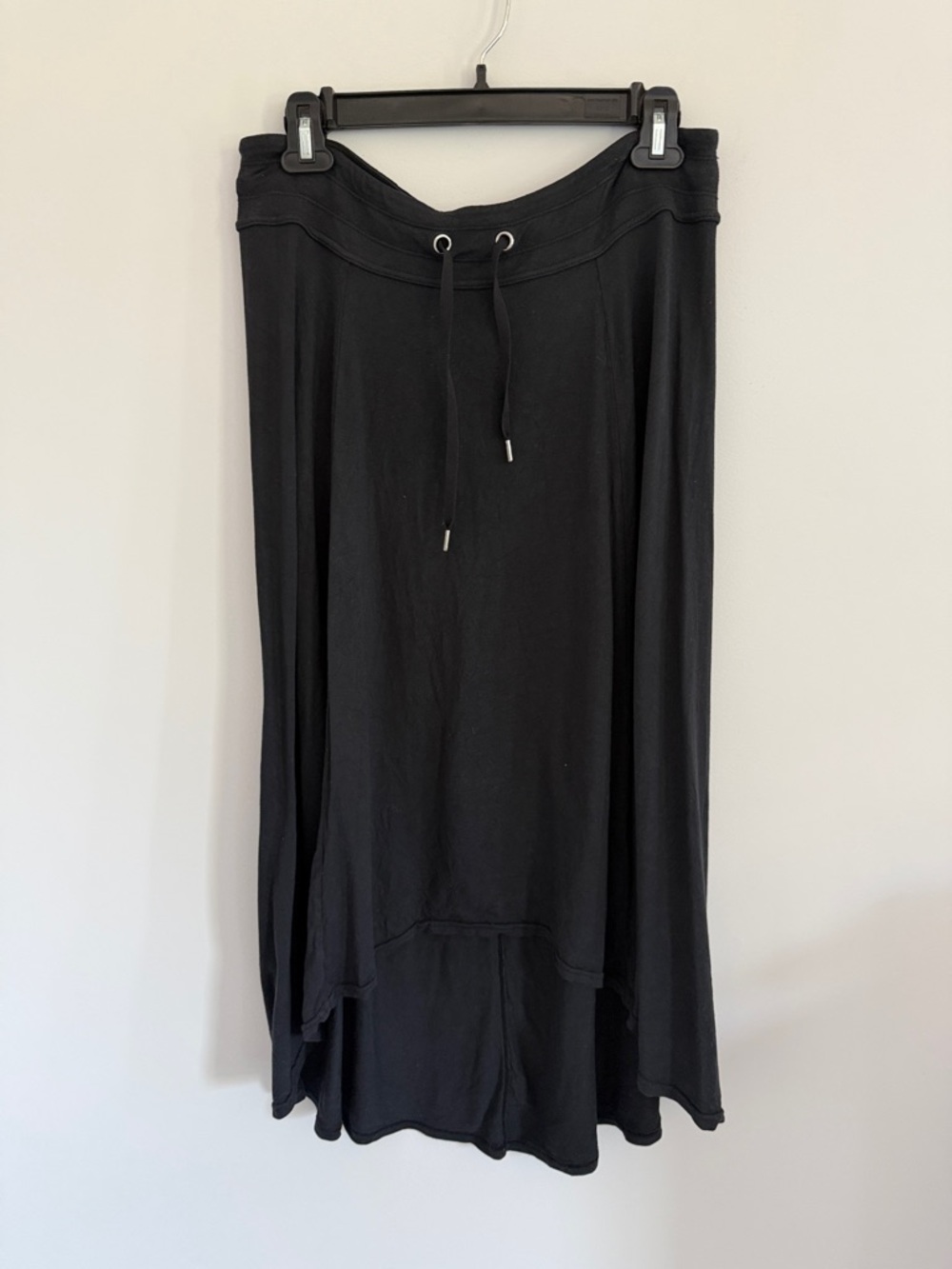 Athleta High Low Black Flowy Jersey Knit Skirt Womens size medium